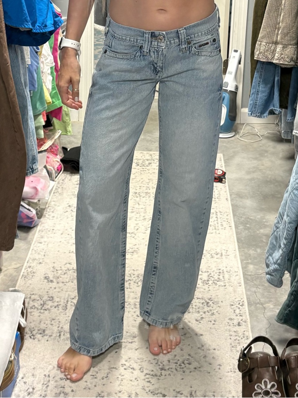 Urban Outfitters BDG Kayla Lowrider Light-Wash Jeans - Picture 3 of 10